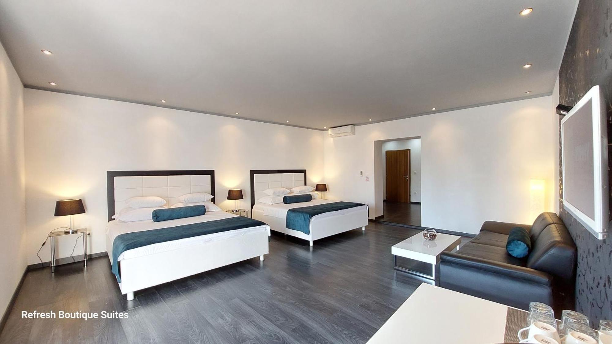 Refresh Boutique Suites - Central Point Vodice Phòng bức ảnh